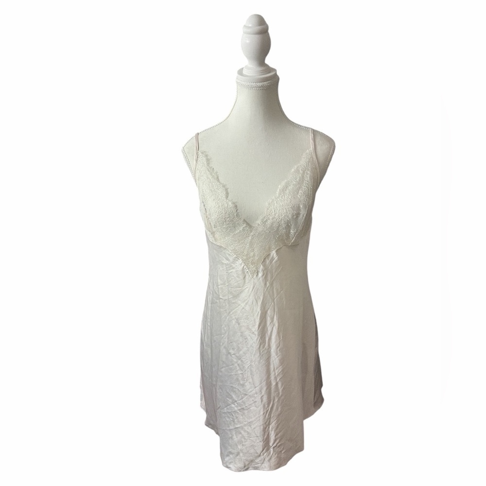 Victoria’s Secret - Lace trim satin slip
